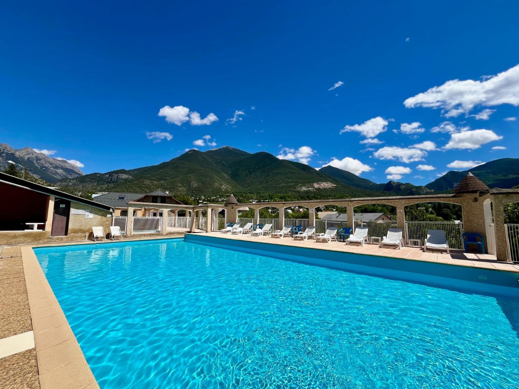 Le Catinat Fleuri Hotel Guillestre Luaran gambar